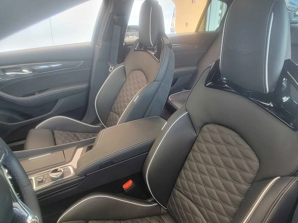 2026 Cadillac CT5-V Blackwing - Image 15 of 20