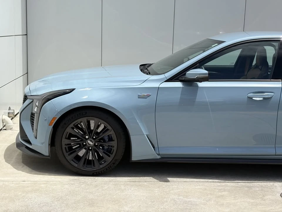 2026 Cadillac CT5-V Blackwing - Image 5 of 9