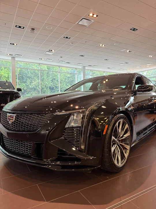 2026 Cadillac CT5-V Blackwing - Image 11 of 16
