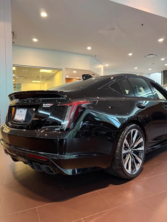 2026 Cadillac CT5-V Blackwing - Image 10 of 16