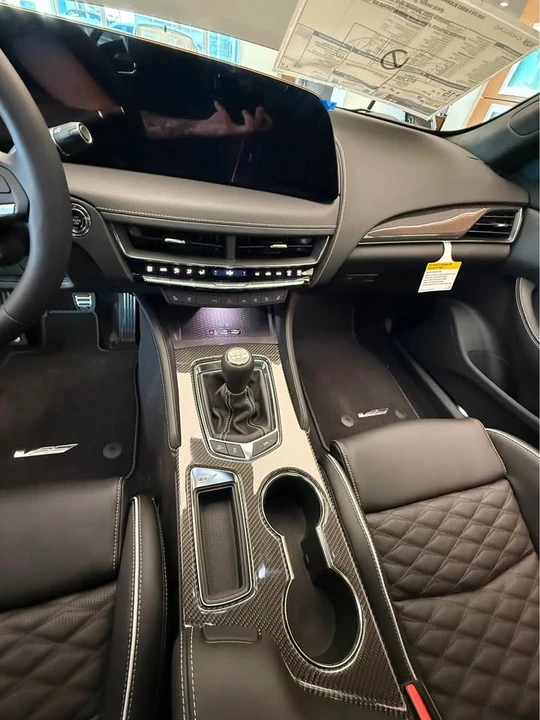 2026 Cadillac CT5-V Blackwing - Image 10 of 12
