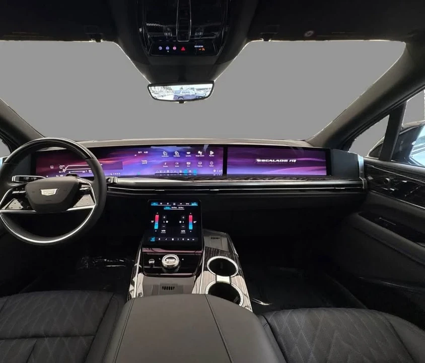2026 Cadillac Escalade 5th Gen - Image 10 of 15