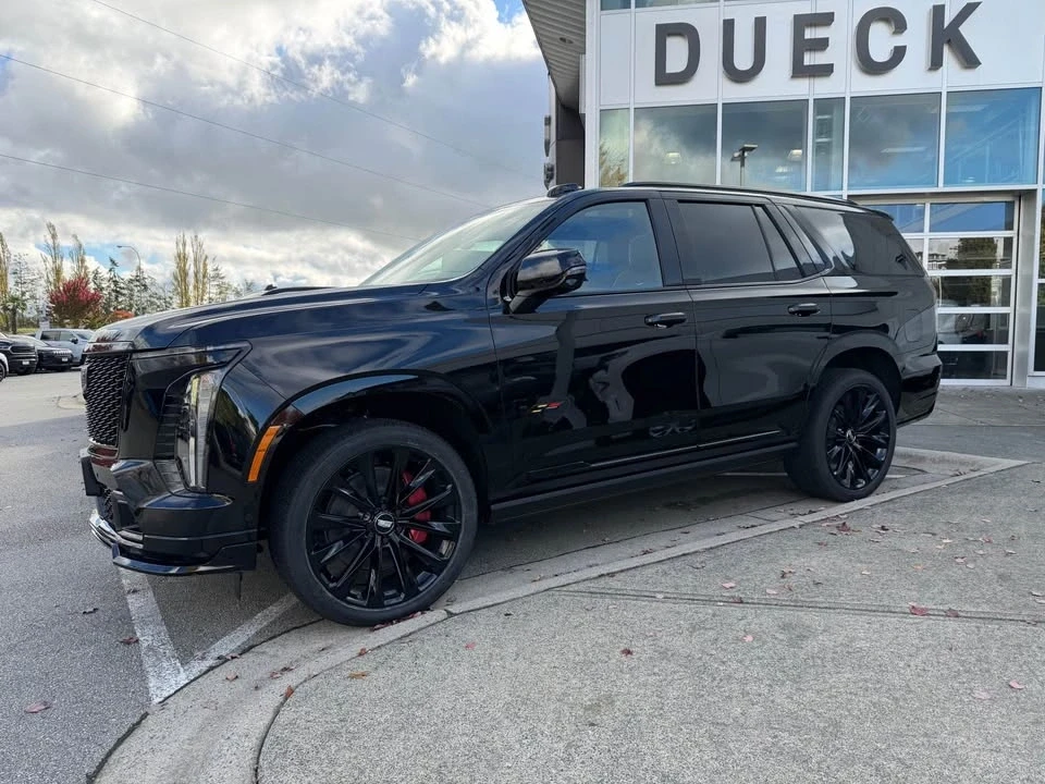 2026 Cadillac Escalade 5th Gen - Image 4 of 11