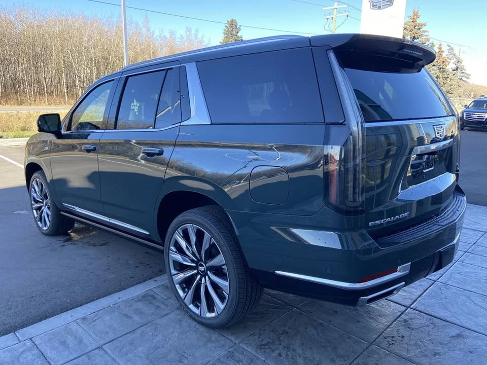 2026 Cadillac Escalade 5th Gen - Image 5 of 17
