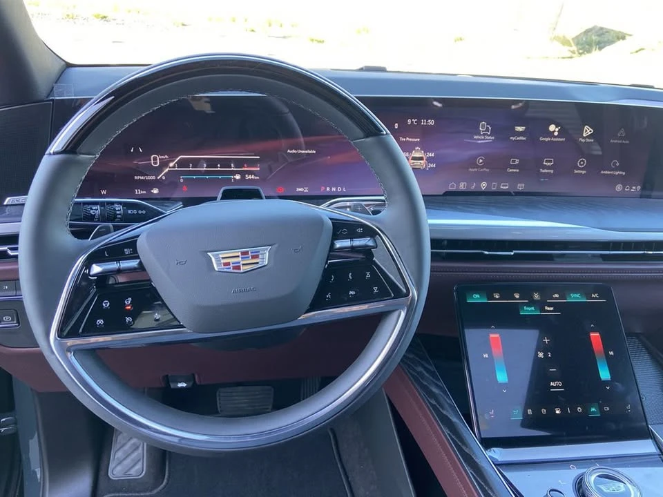 2026 Cadillac Escalade 5th Gen - Image 10 of 17