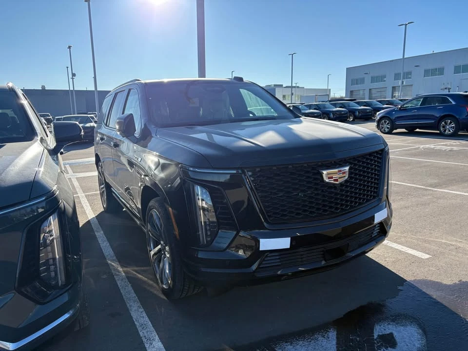 2026 Cadillac Escalade 5th Gen - Image 2 of 7
