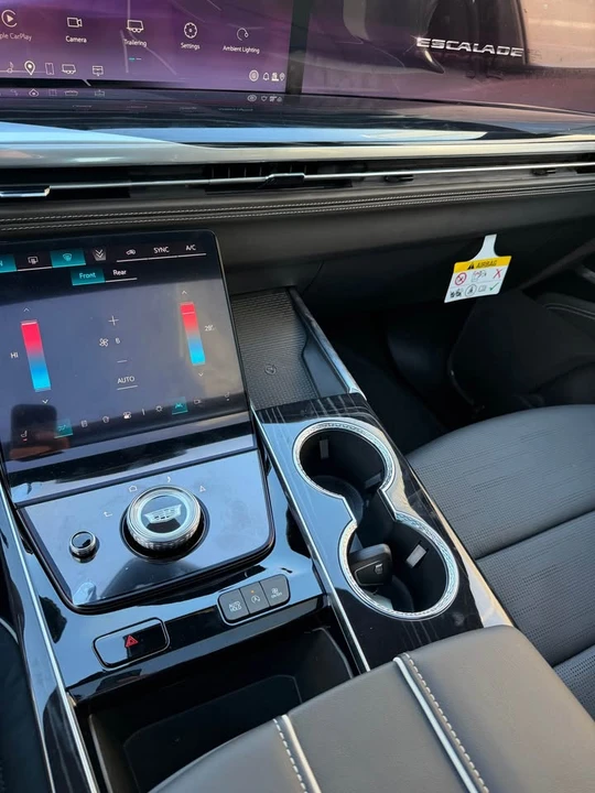 2026 Cadillac Escalade 5th Gen - Image 19 of 20