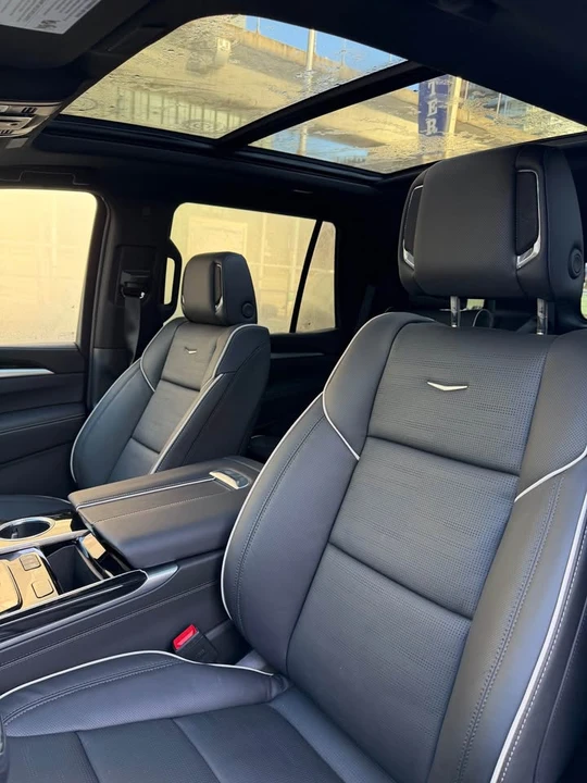 2026 Cadillac Escalade 5th Gen - Image 15 of 20