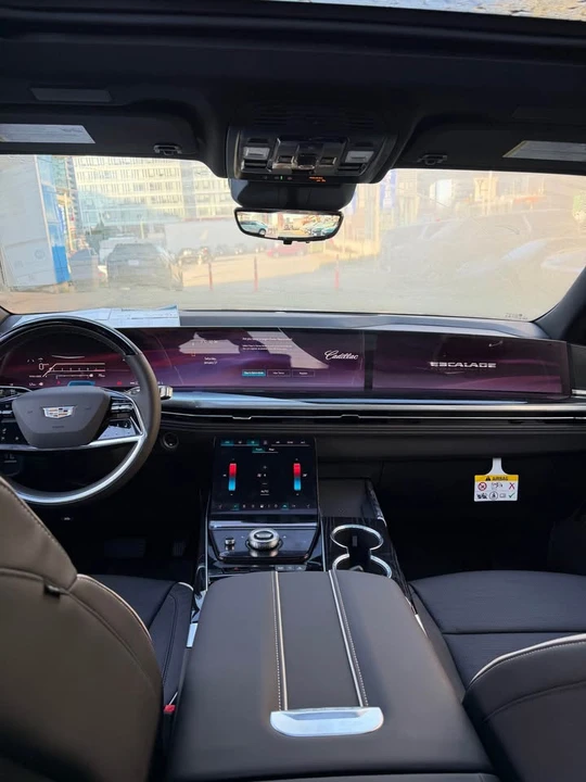 2026 Cadillac Escalade 5th Gen - Image 13 of 20