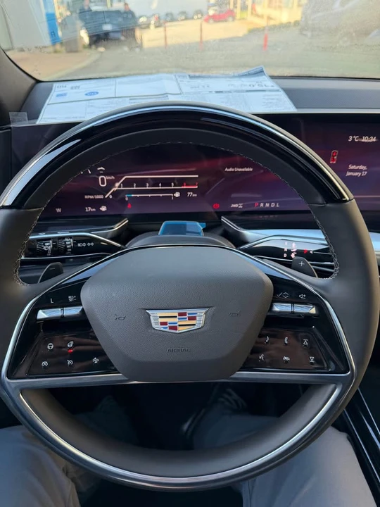 2026 Cadillac Escalade 5th Gen - Image 17 of 20