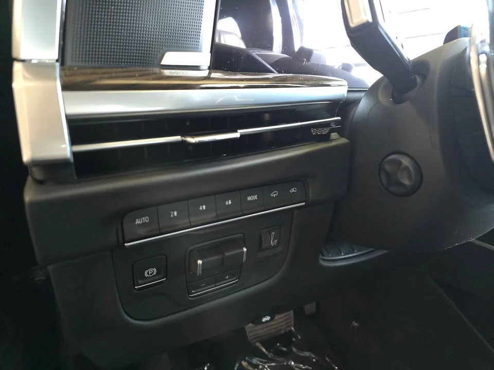 2026 Cadillac Escalade 5th Gen - Image 8 of 15