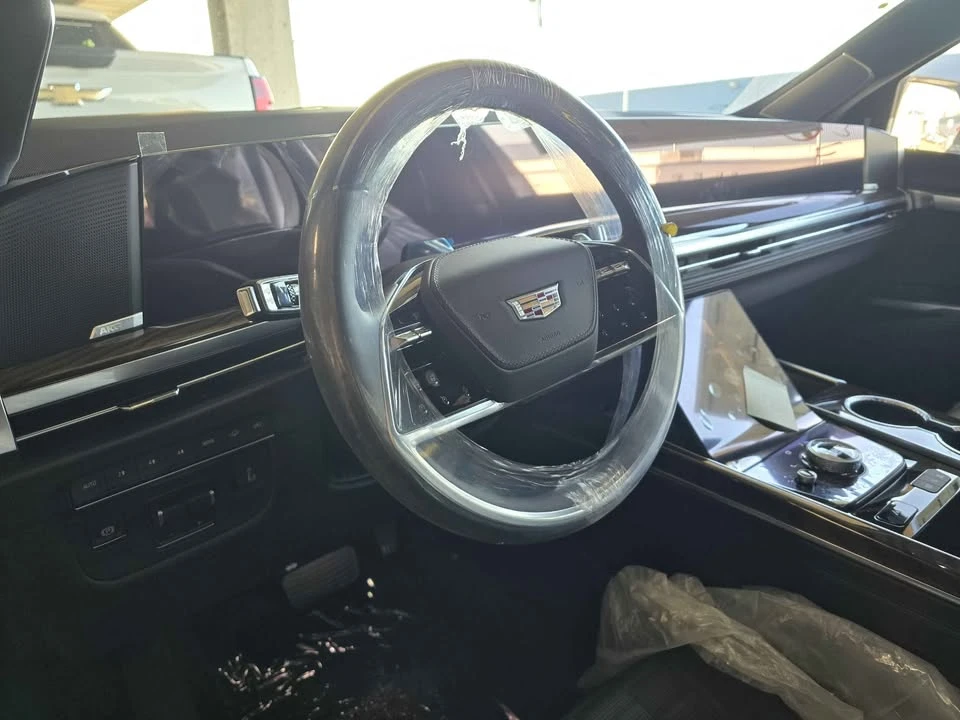 2026 Cadillac Escalade 5th Gen - Image 6 of 15