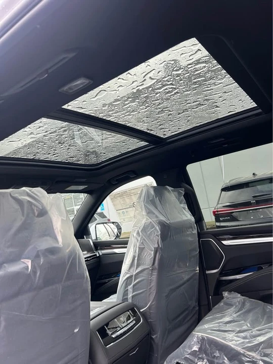 2026 Cadillac Escalade 5th Gen - Image 18 of 18