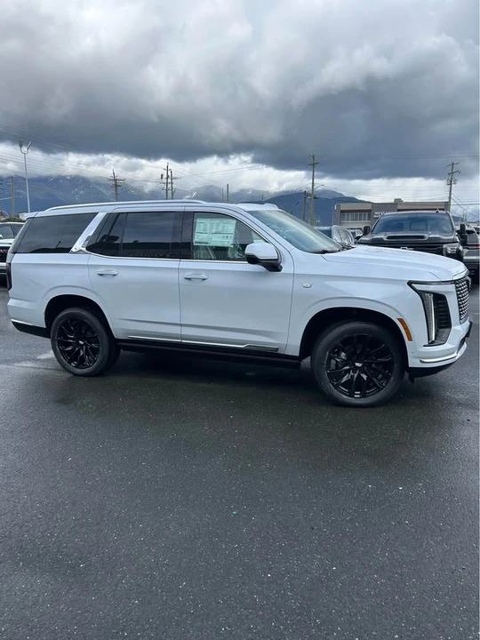2026 Cadillac Escalade 5th Gen - Image 3 of 18