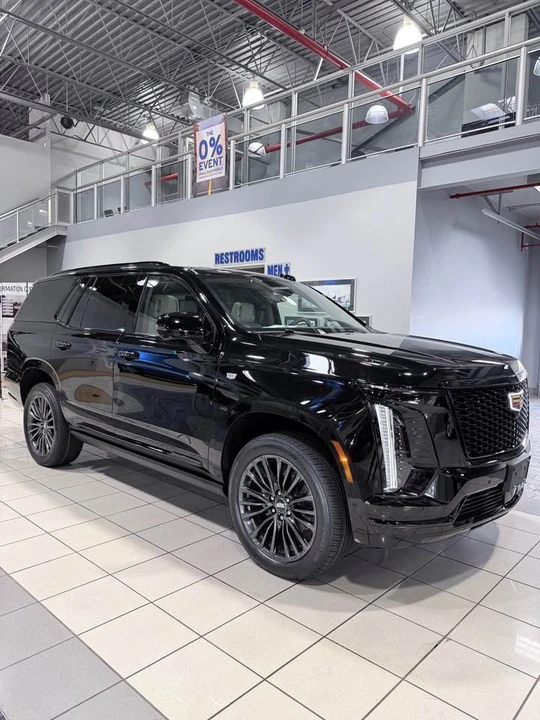 2026 Cadillac Escalade 5th Gen - Image 3 of 12