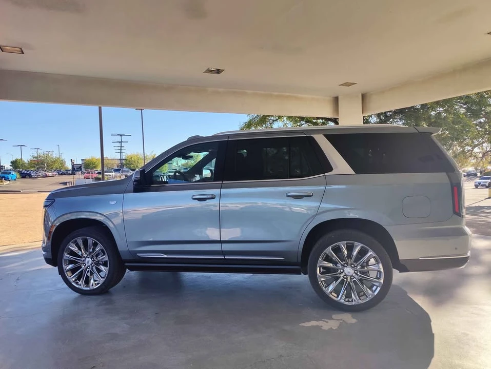 2026 Cadillac Escalade 5th Gen - Image 8 of 19