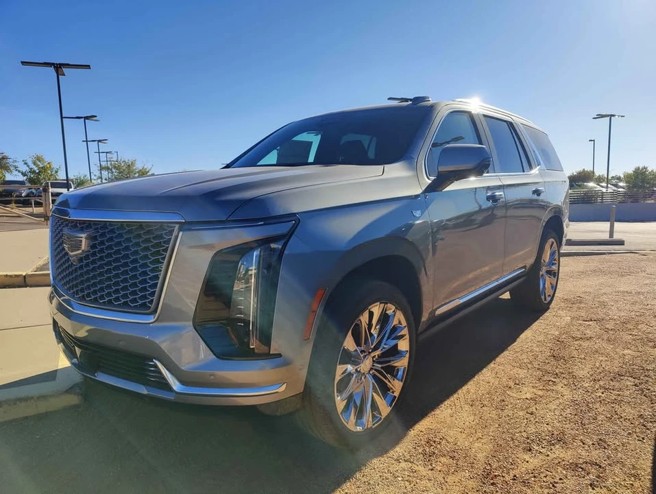 2026 Cadillac Escalade 5th Gen - Image 19 of 19