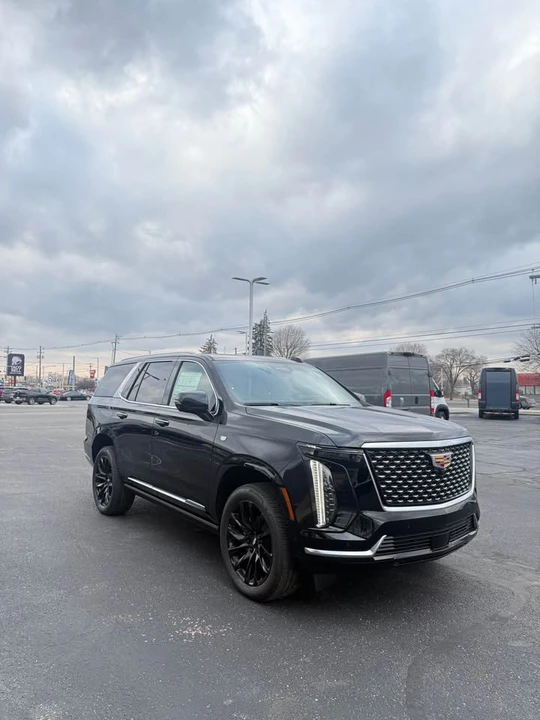2026 Cadillac Escalade 5th Gen - Image 2 of 12