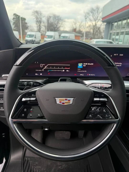 2026 Cadillac Escalade 5th Gen - Image 9 of 12