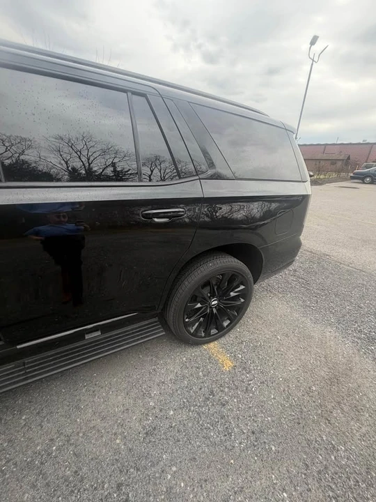 2026 Cadillac Escalade 5th Gen - Image 7 of 19
