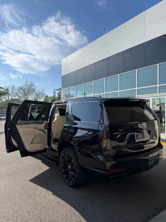 2026 Cadillac Escalade 5th Gen - Image 3 of 12