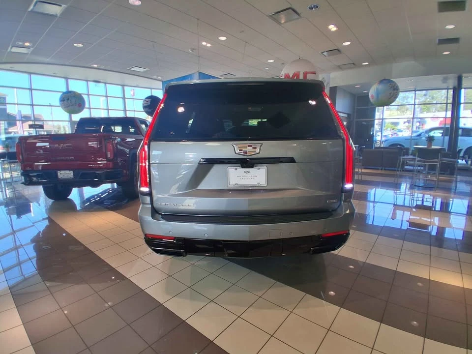 2026 Cadillac Escalade 5th Gen - Image 10 of 14