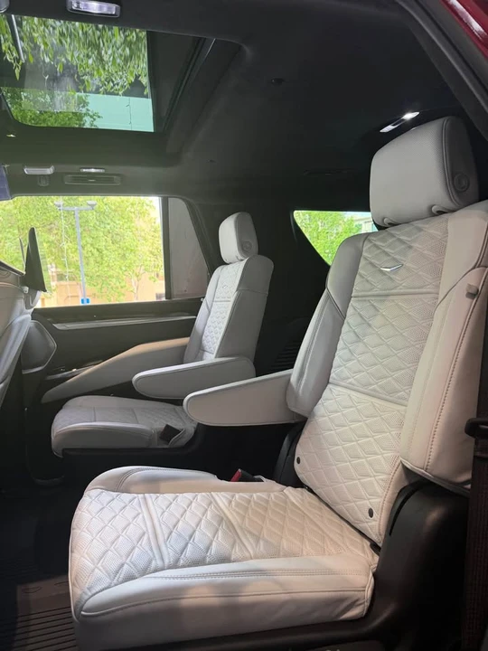 2026 Cadillac Escalade 5th Gen - Image 13 of 17