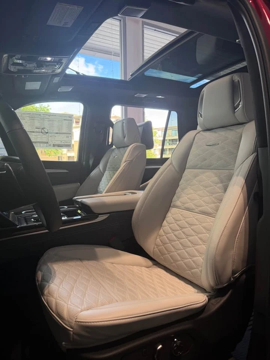2026 Cadillac Escalade 5th Gen - Image 10 of 17