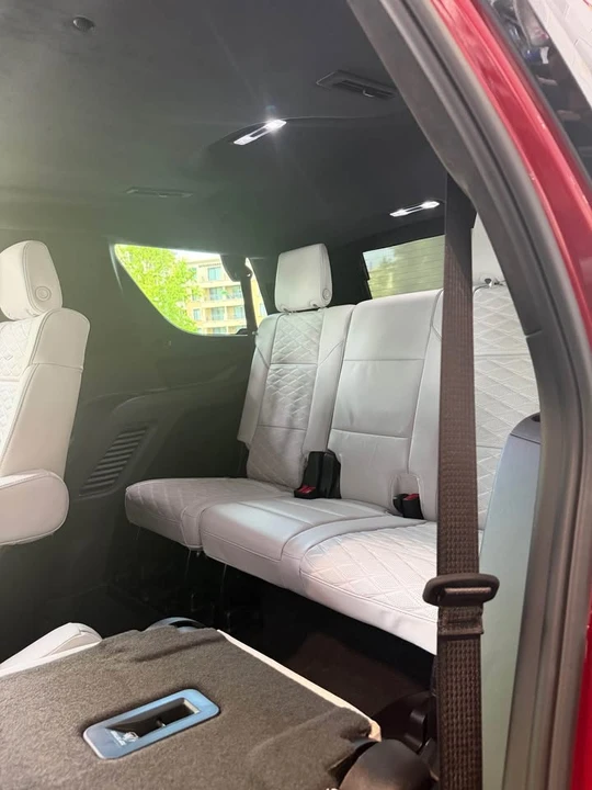 2026 Cadillac Escalade 5th Gen - Image 14 of 17