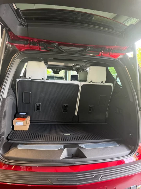 2026 Cadillac Escalade 5th Gen - Image 16 of 17