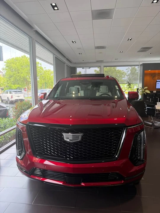 2026 Cadillac Escalade 5th Gen - Image 2 of 17