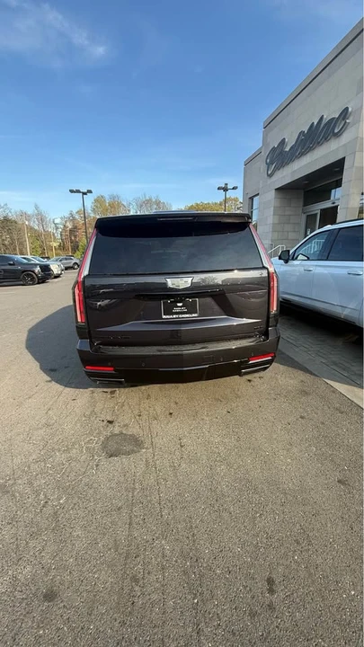 2026 Cadillac Escalade 5th Gen - Image 4 of 12