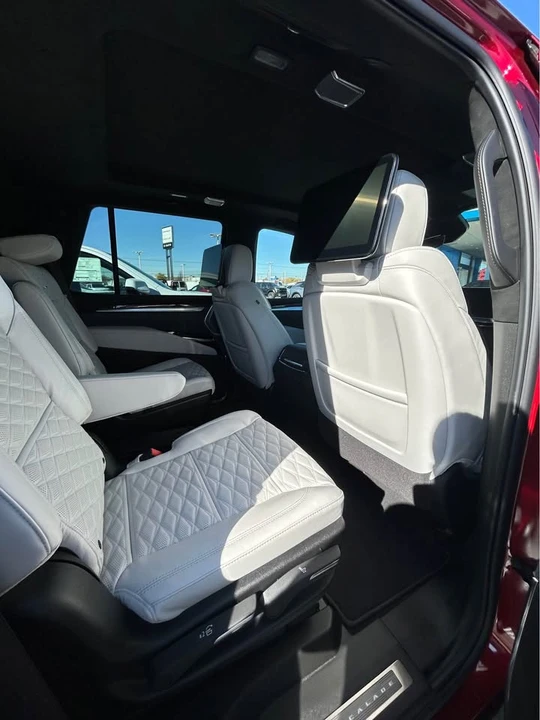 2026 Cadillac Escalade 5th Gen - Image 8 of 9