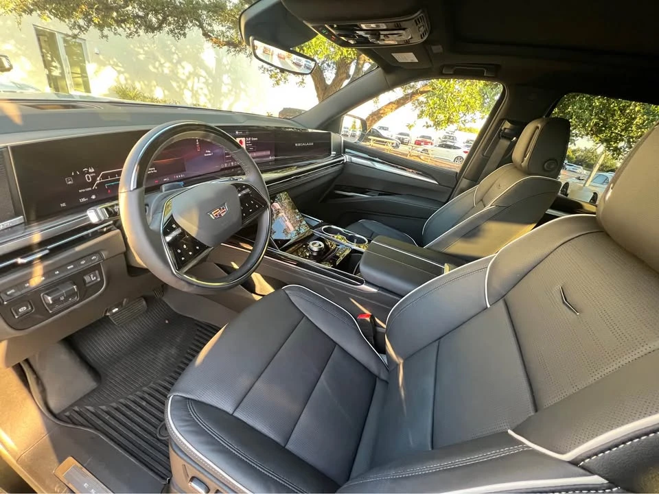 2026 Cadillac Escalade 5th Gen - Image 7 of 7