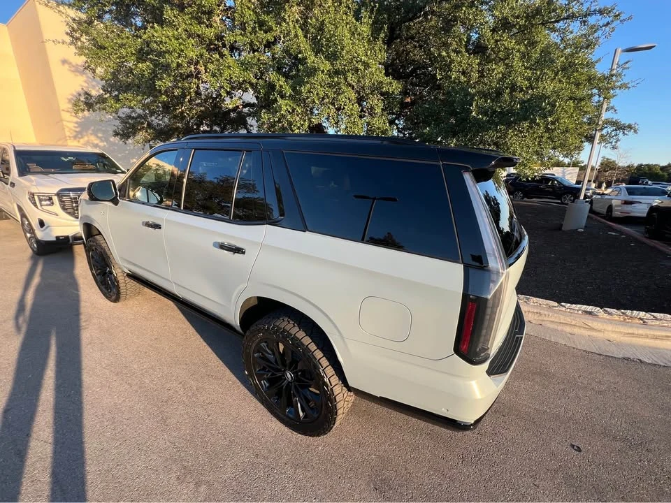 2026 Cadillac Escalade 5th Gen - Image 2 of 7