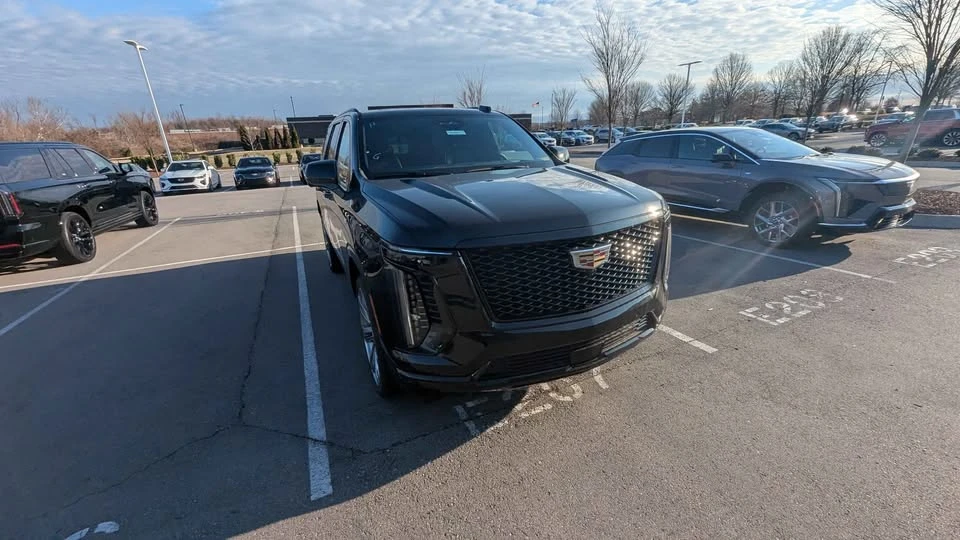 2026 Cadillac Escalade 5th Gen - Image 3 of 12