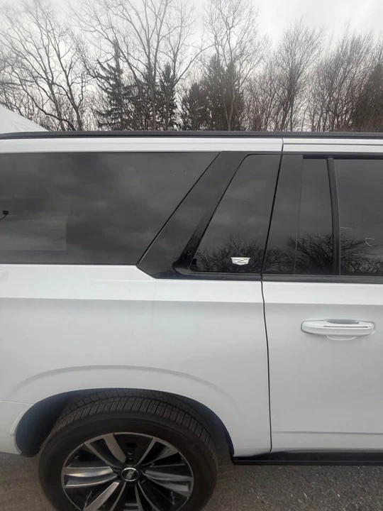 2026 Cadillac Escalade 5th Gen - Image 7 of 20