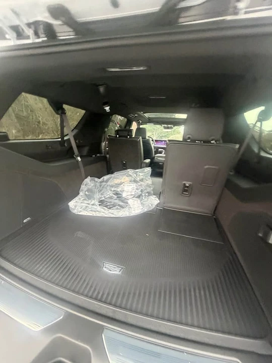 2026 Cadillac Escalade 5th Gen - Image 12 of 20
