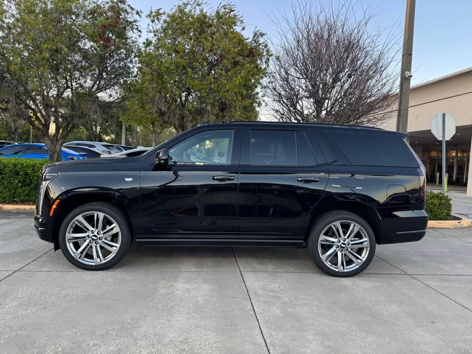 2026 Cadillac Escalade 5th Gen - Image 3 of 12