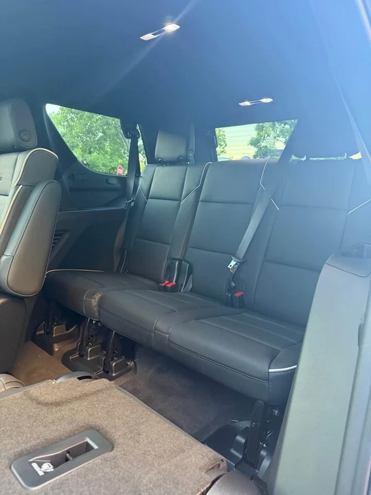 2026 Cadillac Escalade 5th Gen - Image 15 of 17