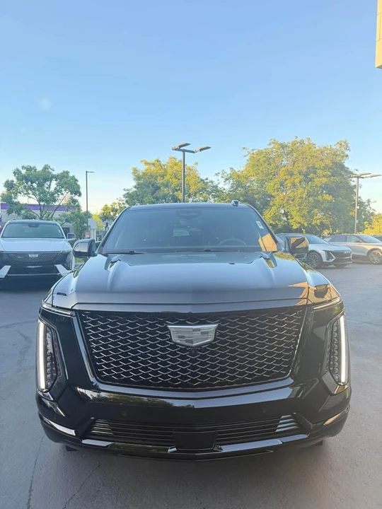 2026 Cadillac Escalade 5th Gen - Image 2 of 17