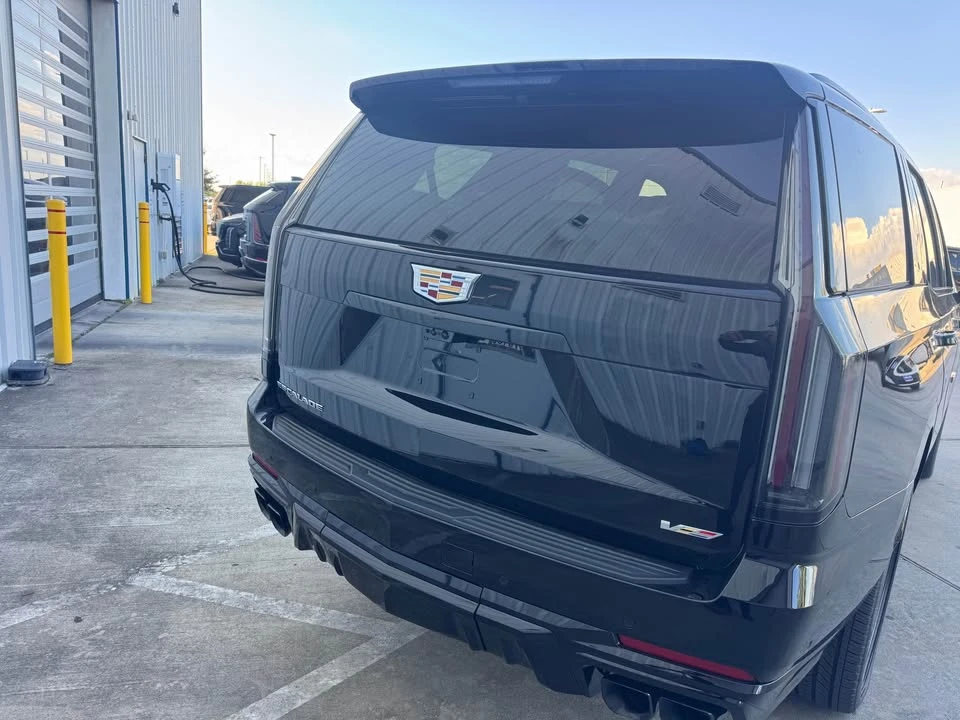 2026 Cadillac Escalade-V 5th Gen - Image 5 of 5