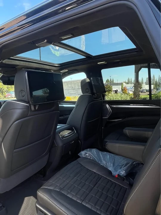 2026 Cadillac Escalade-V 5th Gen - Image 13 of 17