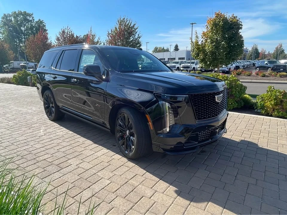 2026 Cadillac Escalade-V 5th Gen - Image 10 of 17