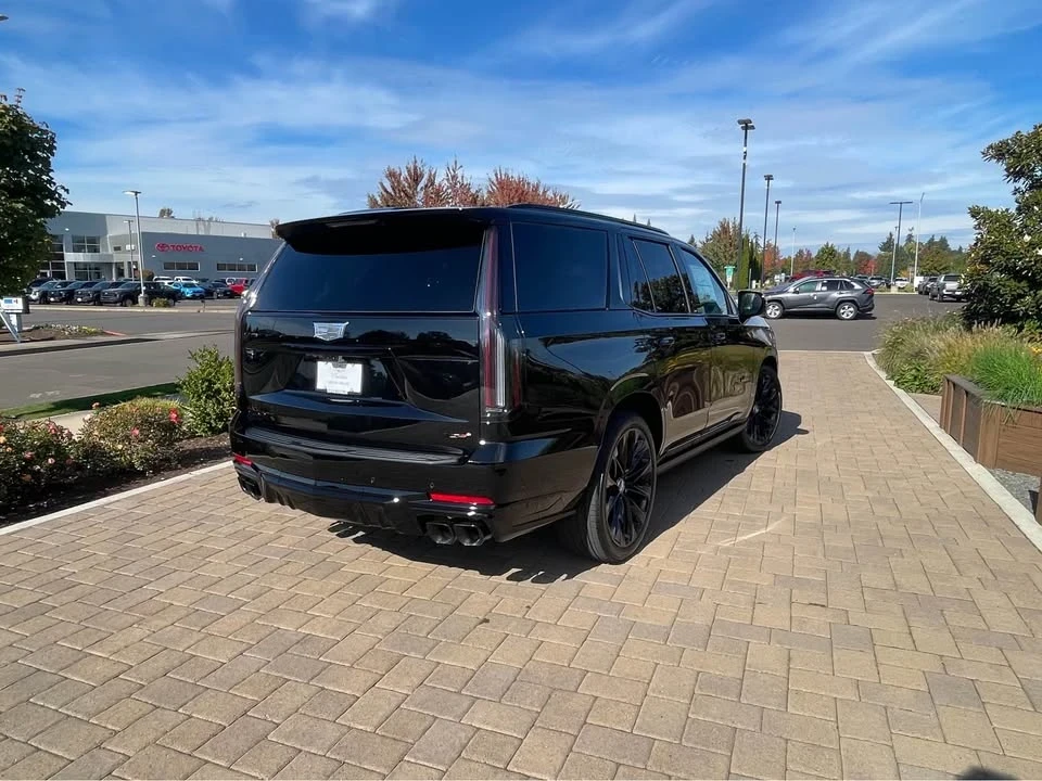 2026 Cadillac Escalade-V 5th Gen - Image 7 of 17
