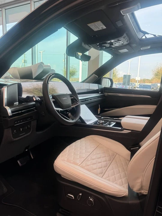 2026 Cadillac Escalade-V 5th Gen - Image 5 of 6