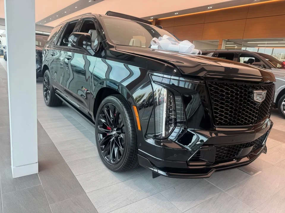 2026 Cadillac Escalade-V 5th Gen - Image 3 of 6
