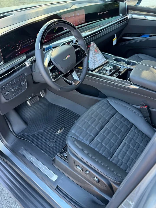 2026 Cadillac Escalade-V 5th Gen - Image 9 of 16