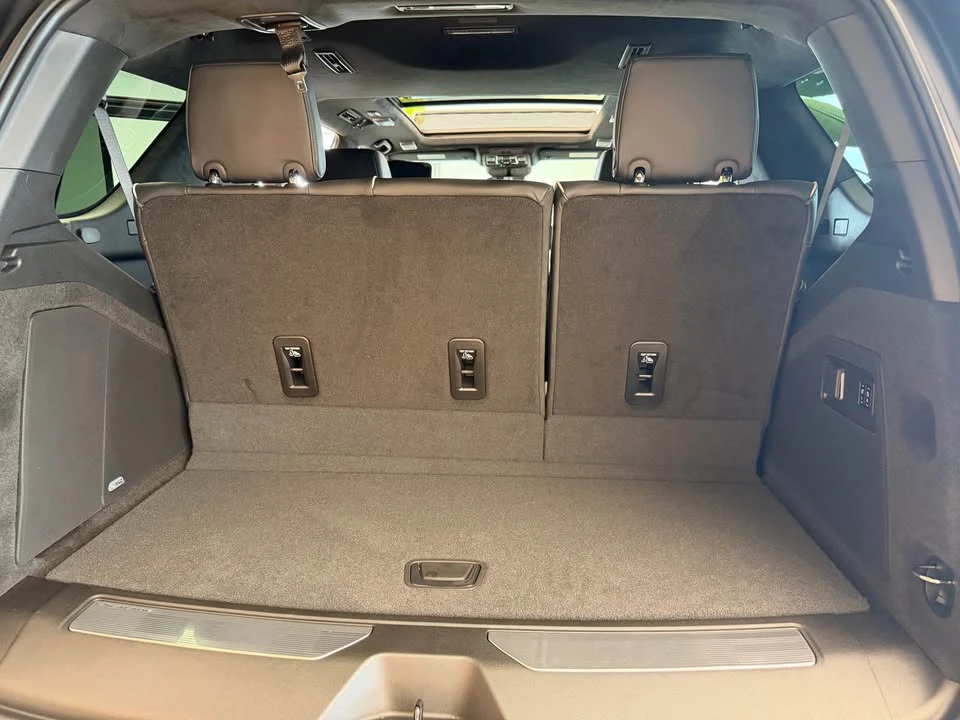 2026 Cadillac Escalade-V 5th Gen - Image 11 of 13