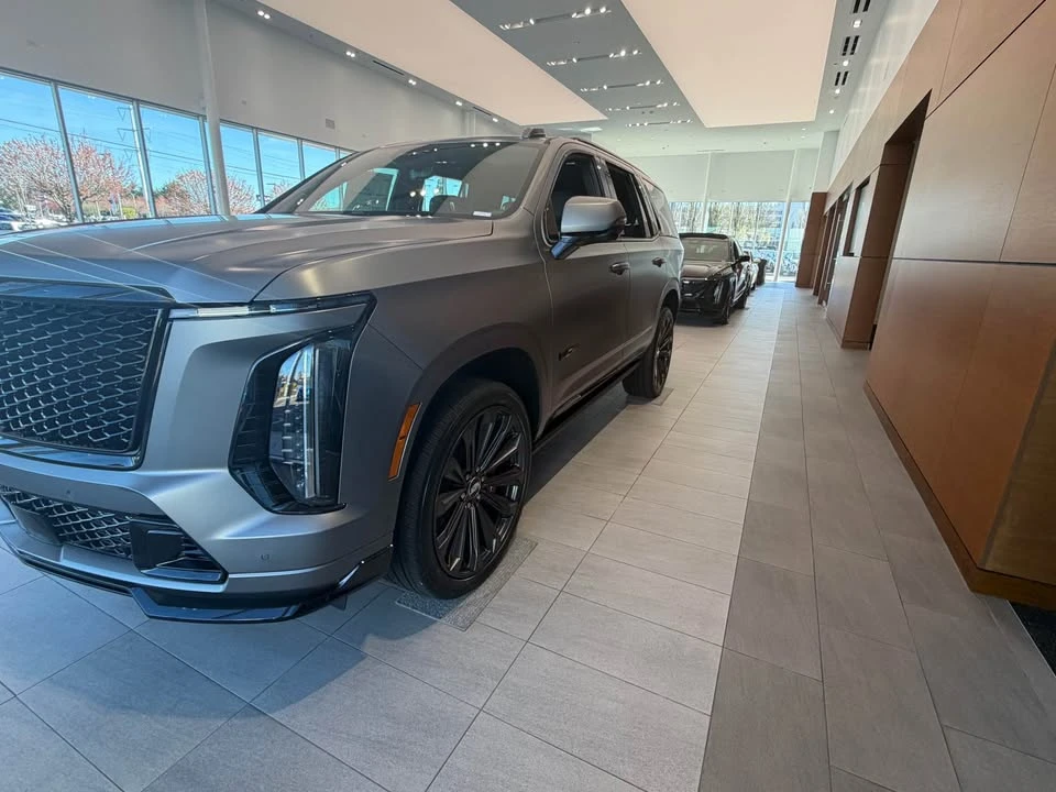 2026 Cadillac Escalade-V 5th Gen - Image 5 of 8